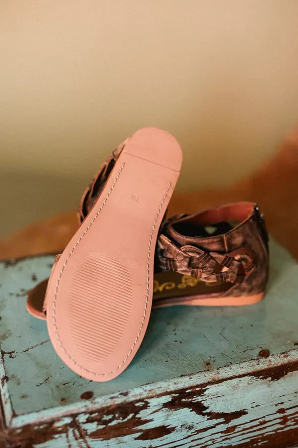 Hippie Hollow Distressed Genuine Leather Sandals ✙ON SALE NOW✙