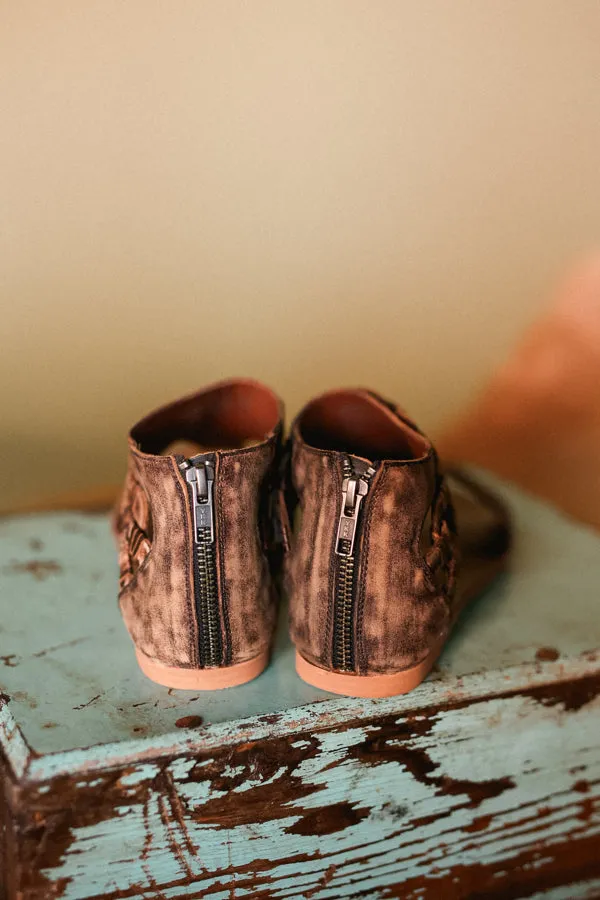 Hippie Hollow Distressed Genuine Leather Sandals ✙ON SALE NOW✙